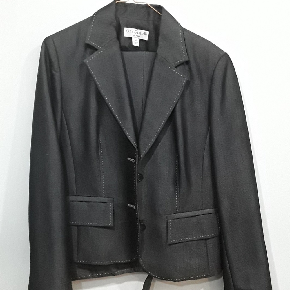 Lena Gabrielle Pants suit, Navy, size 10